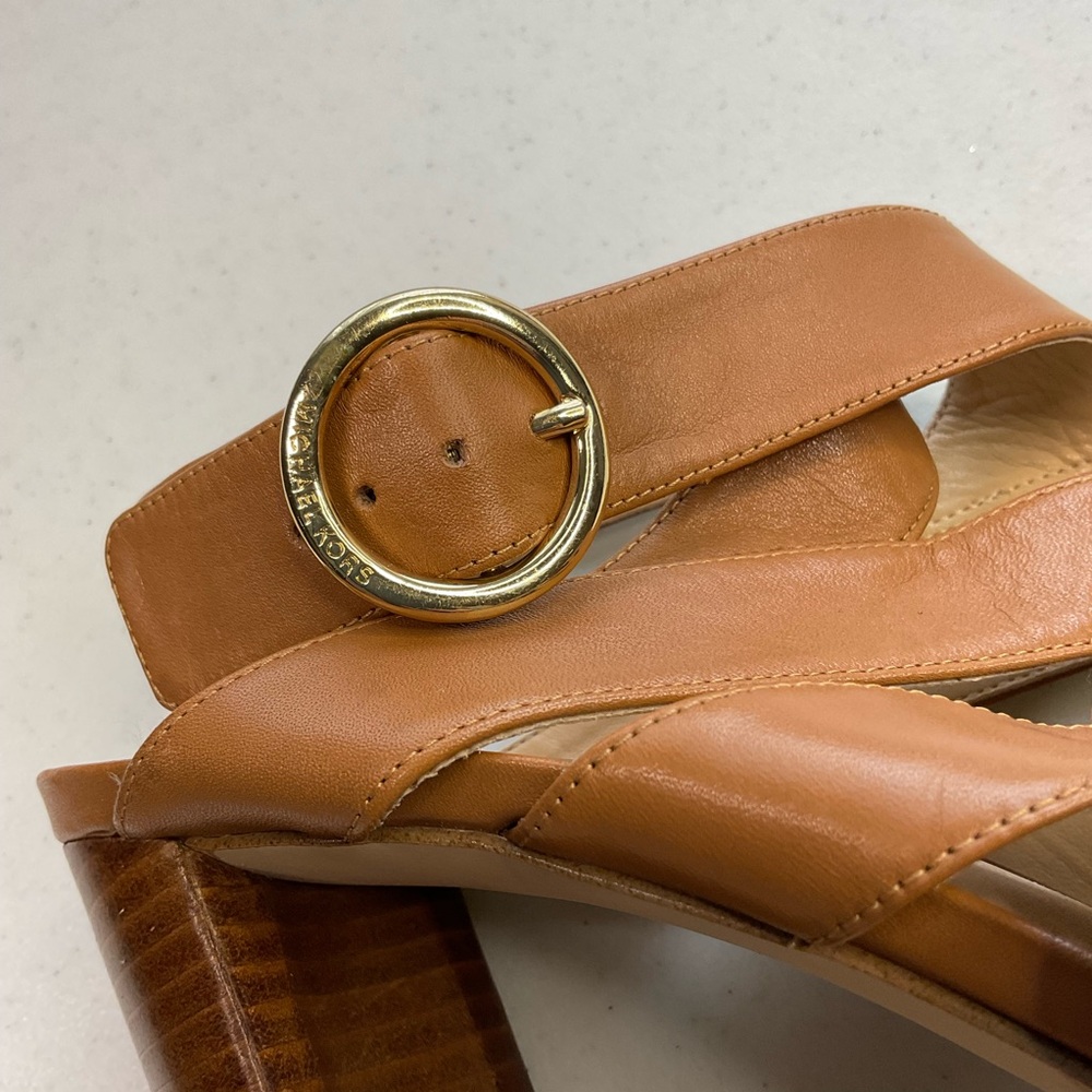 Micheal Kors Sexy Women's Tan Strappy Sandals with gold tone ankle Buckle prom - Picture 4 of 8